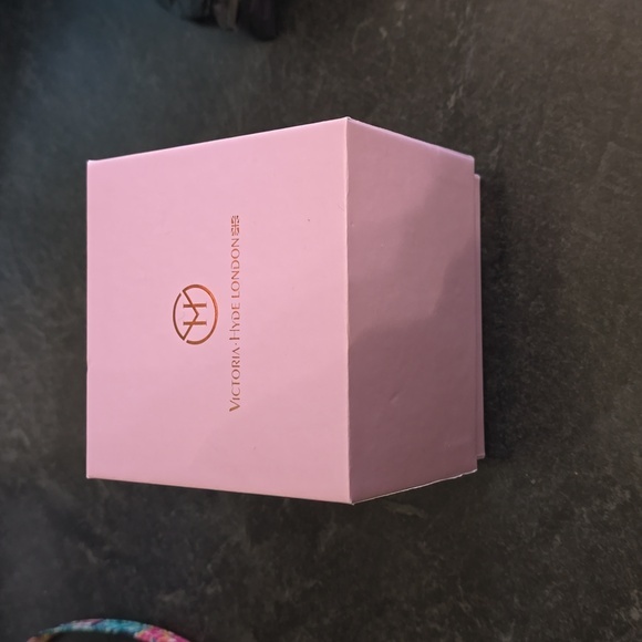 VICTORIA HYDE LONDON Ladies SPARKLE STAR Quartz  Watch NEW WITH TAGS AND BOX - Picture 12 of 13